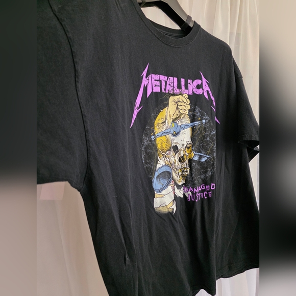 Metallica Oversized Black T-Shirt with Purple Graphic - Picture 2 of 7
